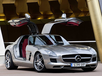 Hughes telematics mercedes