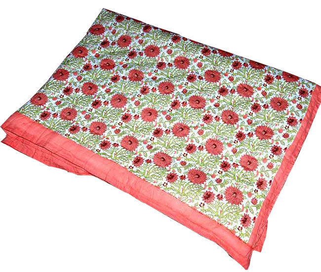 indian handmade quilt, block print jaipur quilt, jaipuri cotton quilt
