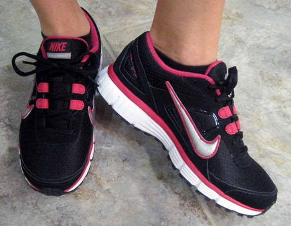 where can i get running shoes fitted