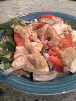 photo Basic grilled or baked chicken salad