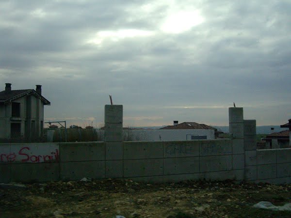 A housing development outside Istanbul that looks abandoned.