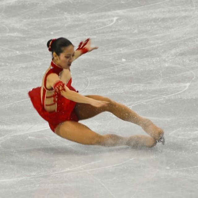 [Olympic_Athletes_Falling_Down++_01.jpg]