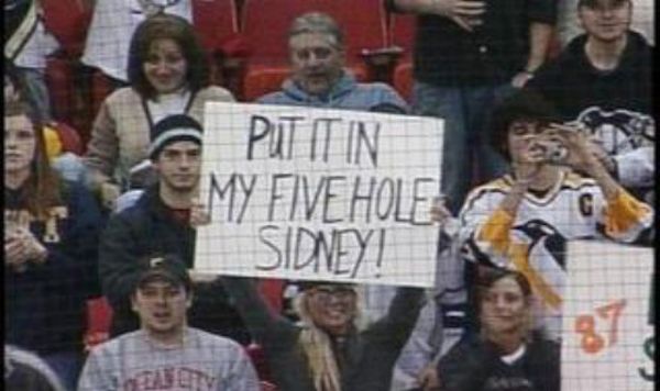 [awesome_fan_made_sports_signs_13.jpg]