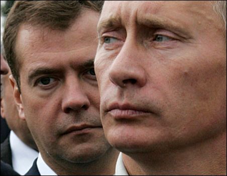[medvedev+putin.jpg]