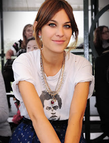 English Model Television Presenter Alexa Chung Photos