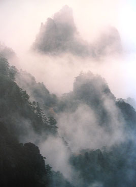 [huangshan7.jpg]