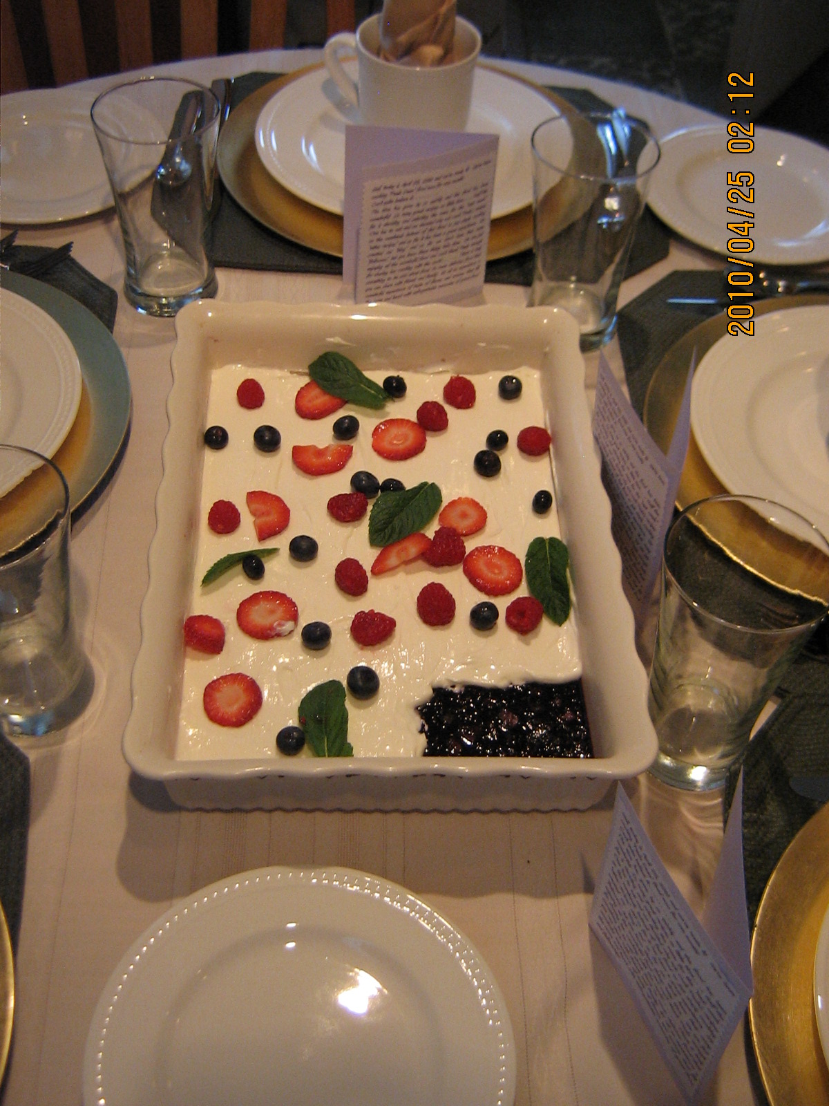 Weekends with Paula Deen Blueberry Gelatin Salad