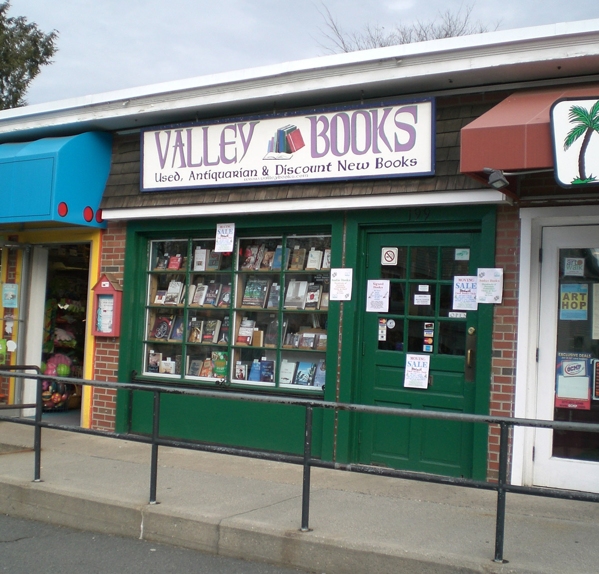 [Valley+Books+Amherst,+MA.jpg]