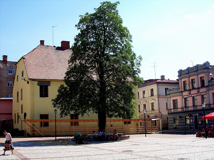 Description This has been the central square in Cēsis since the mid - 13 th century