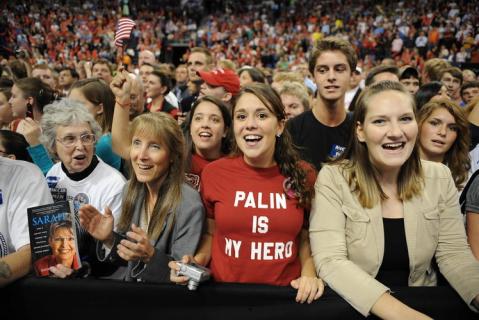 [KS_Palin_fans_BM_Po_676678g.jpg]