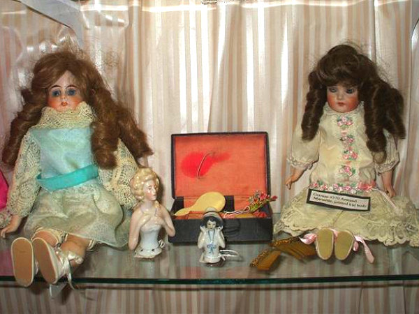 The Fennimore Doll Museum