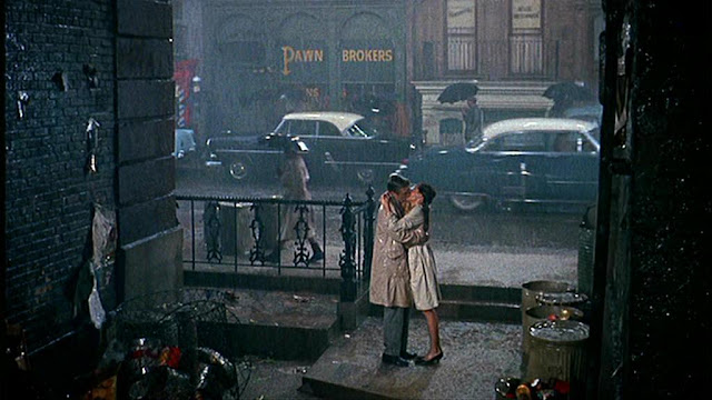 Cinema Style File--Audrey Hepburn in the Iconic BREAKFAST AT TIFFANY'S ...