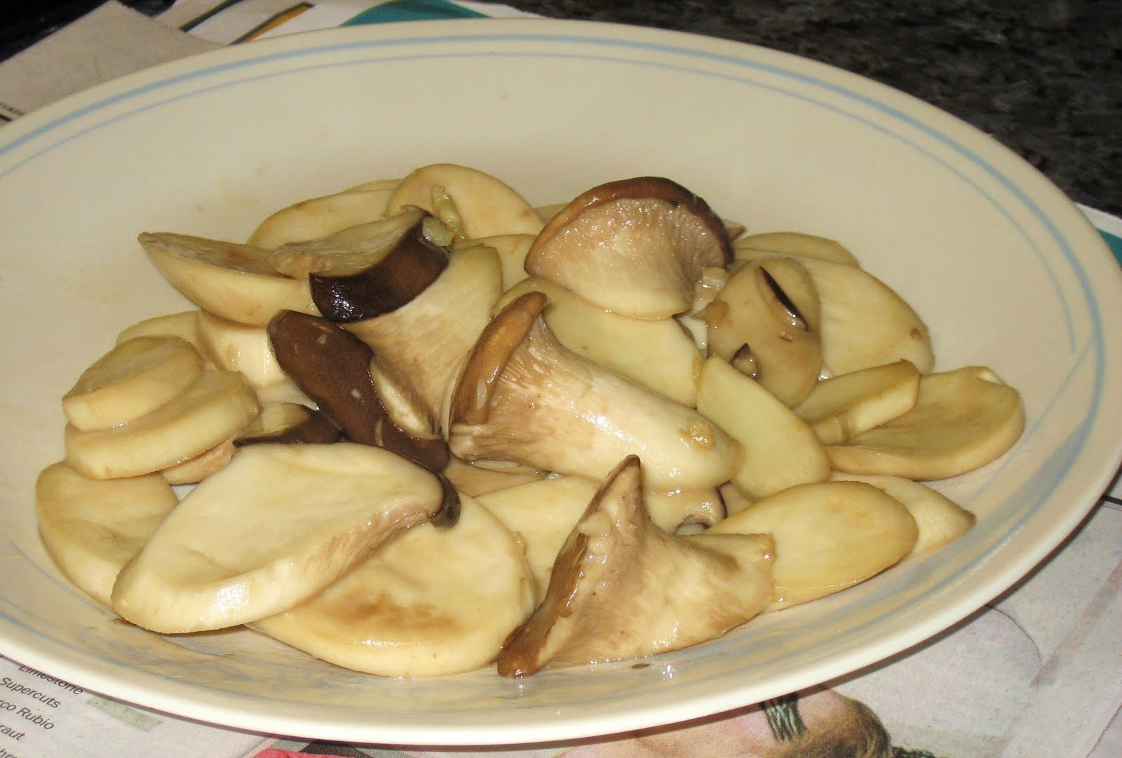 The Foodie Next Door Sauteed King Oyster Mushrooms