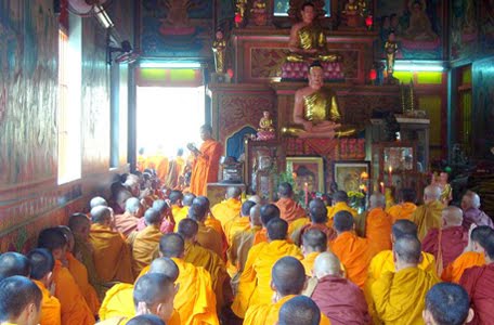 Khmer Voice សំលេងខ្មែរ: Candaransi Pagoda and Meak Bochea Celebration ...