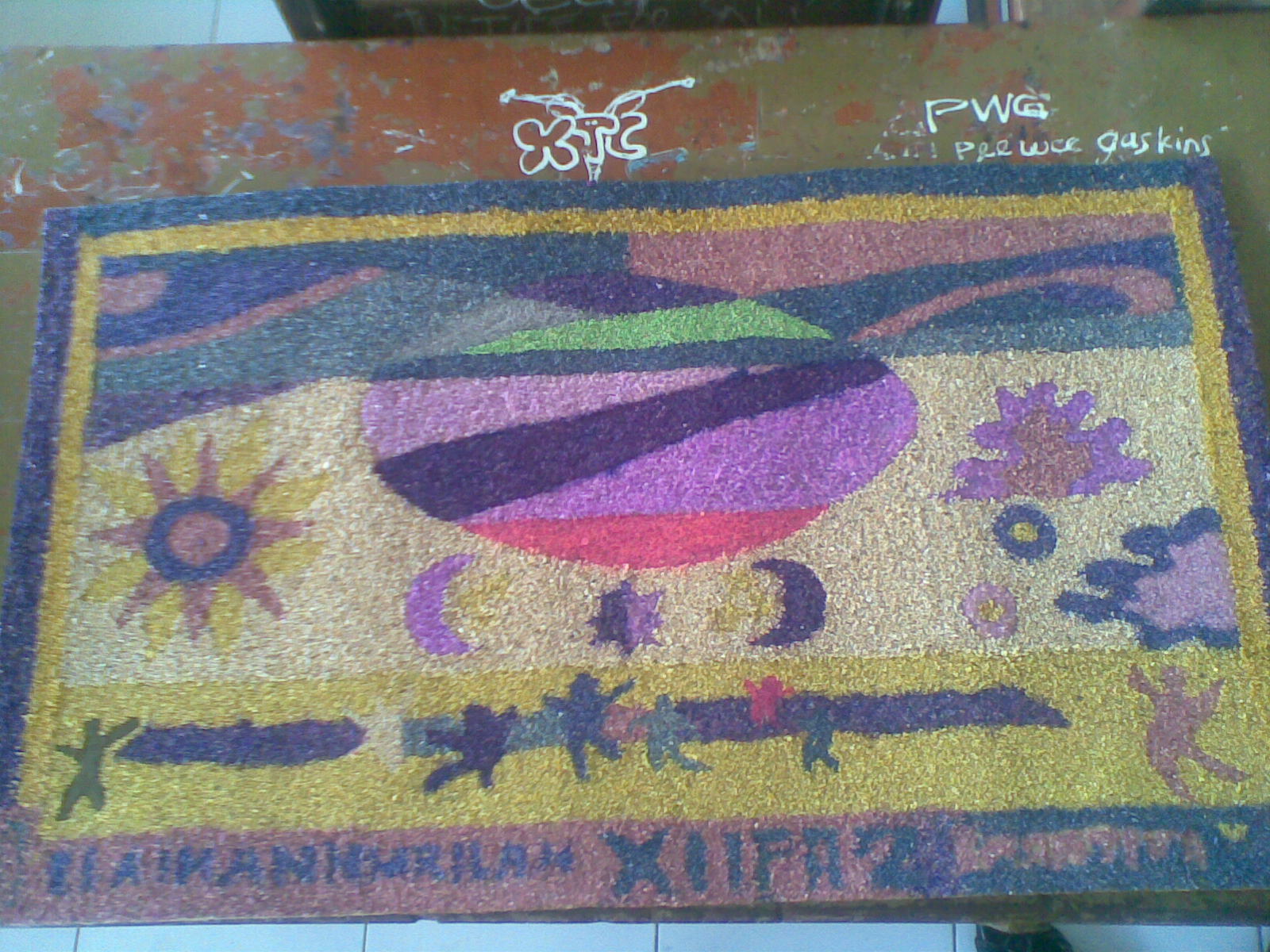 SMA NEGERI 3 KUNINGAN: Lukisan Pasir XI IPA 2.