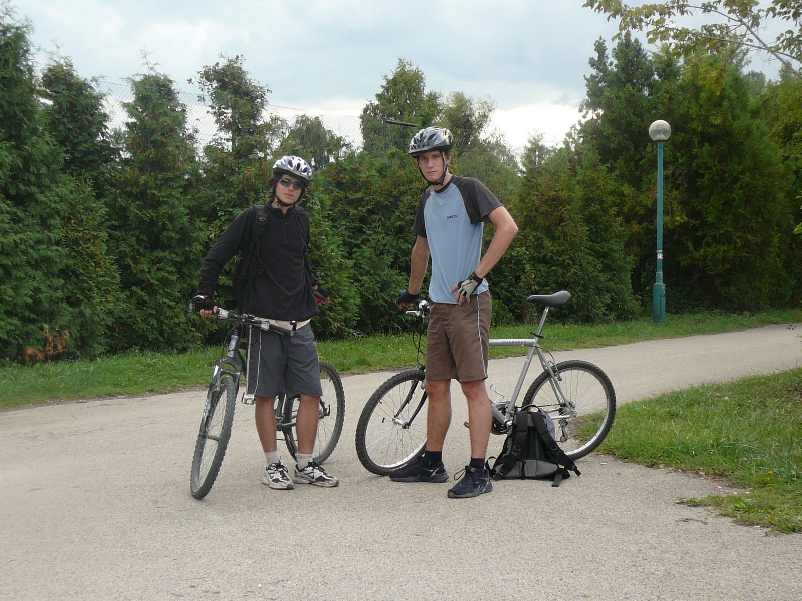 [P1050734.JPG]