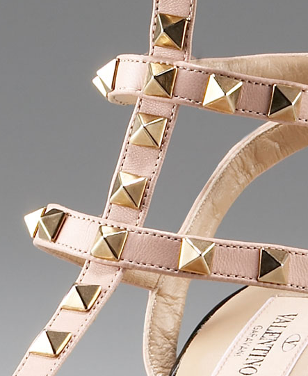 Shoe Daydreams: Le Sigh - Valentino Studded Kitten heels