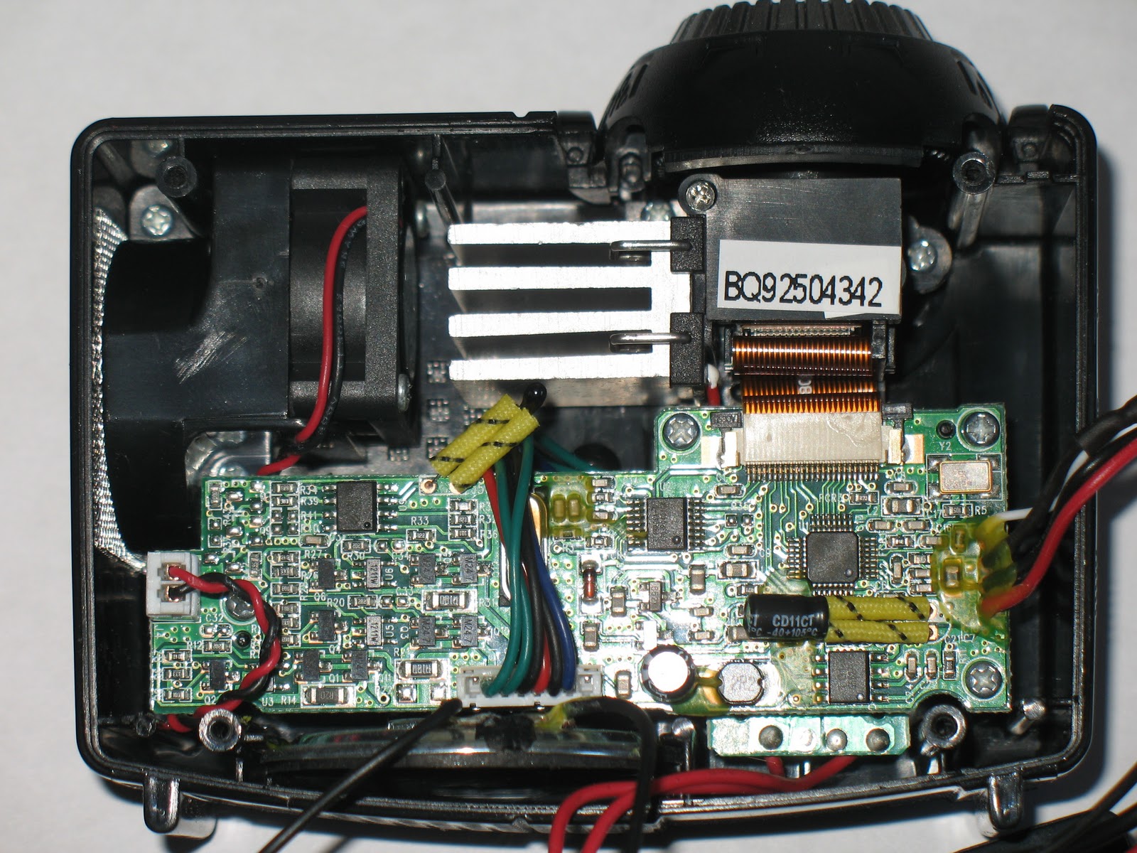 Video Technology Inside the JAKKS Pacific Eyeclops Mini Projector