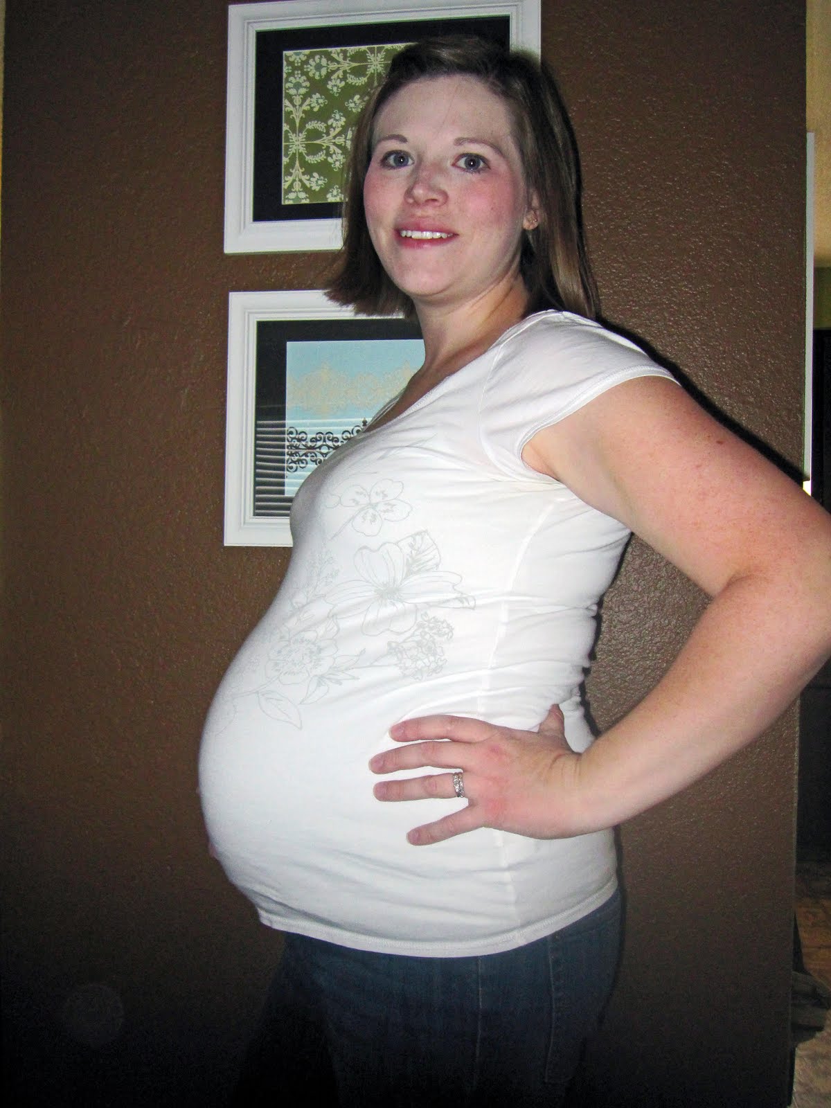 Девочка 30 неделе. Женщина беременна 30 недель.