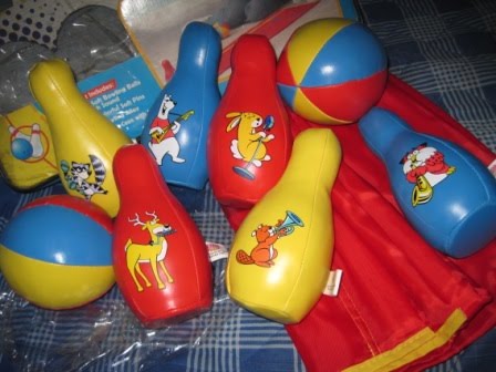 junior bowling set