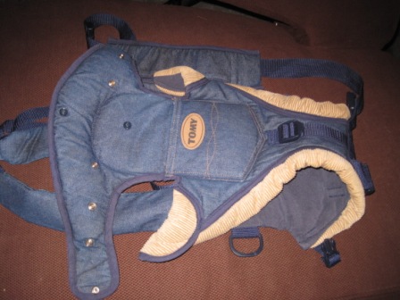 Tomy rodeo 2025 baby carrier