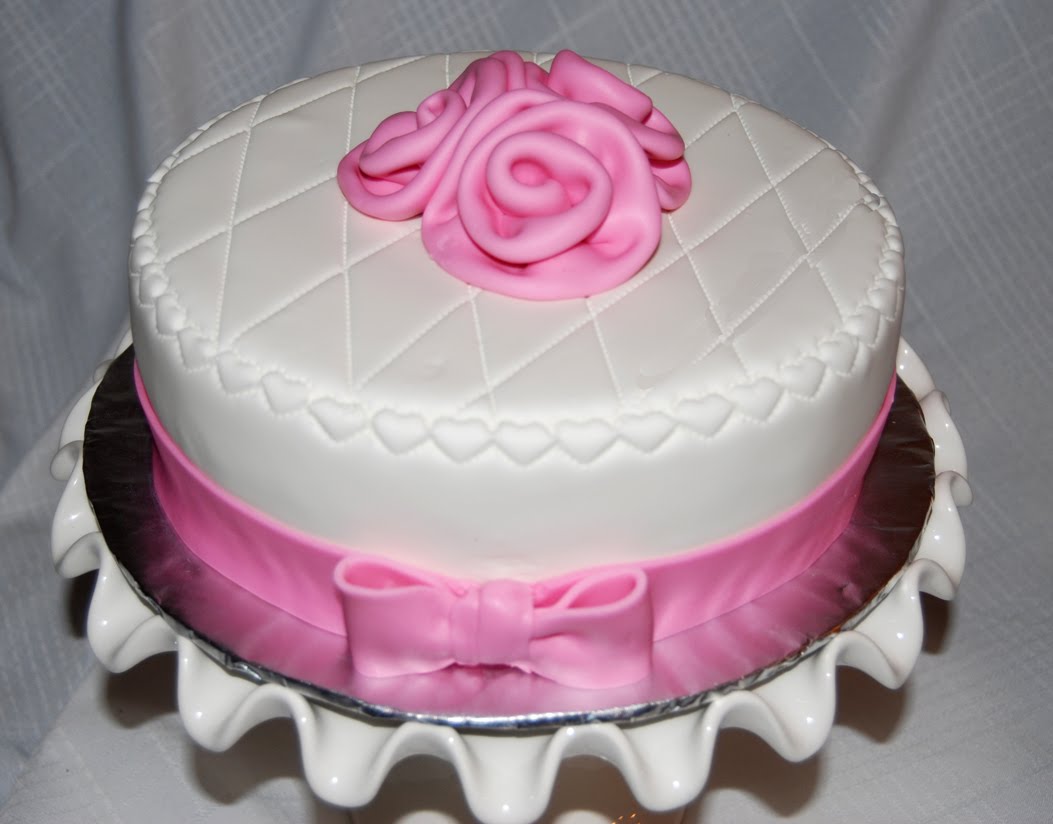 Leelees Cake-abilities: Pink and White Mother's Day Cake and Mini Cakes