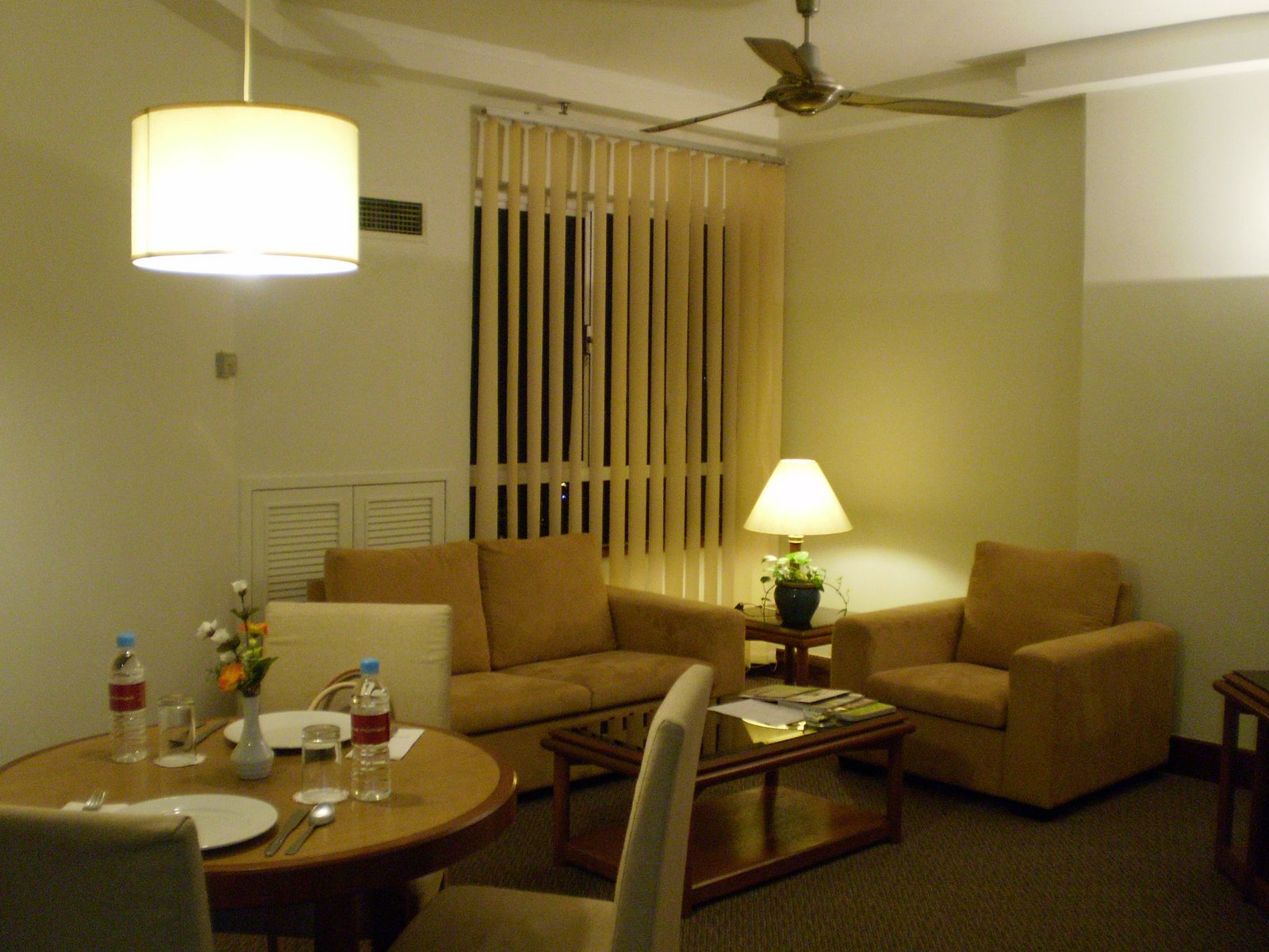 [P2190041.JPG]