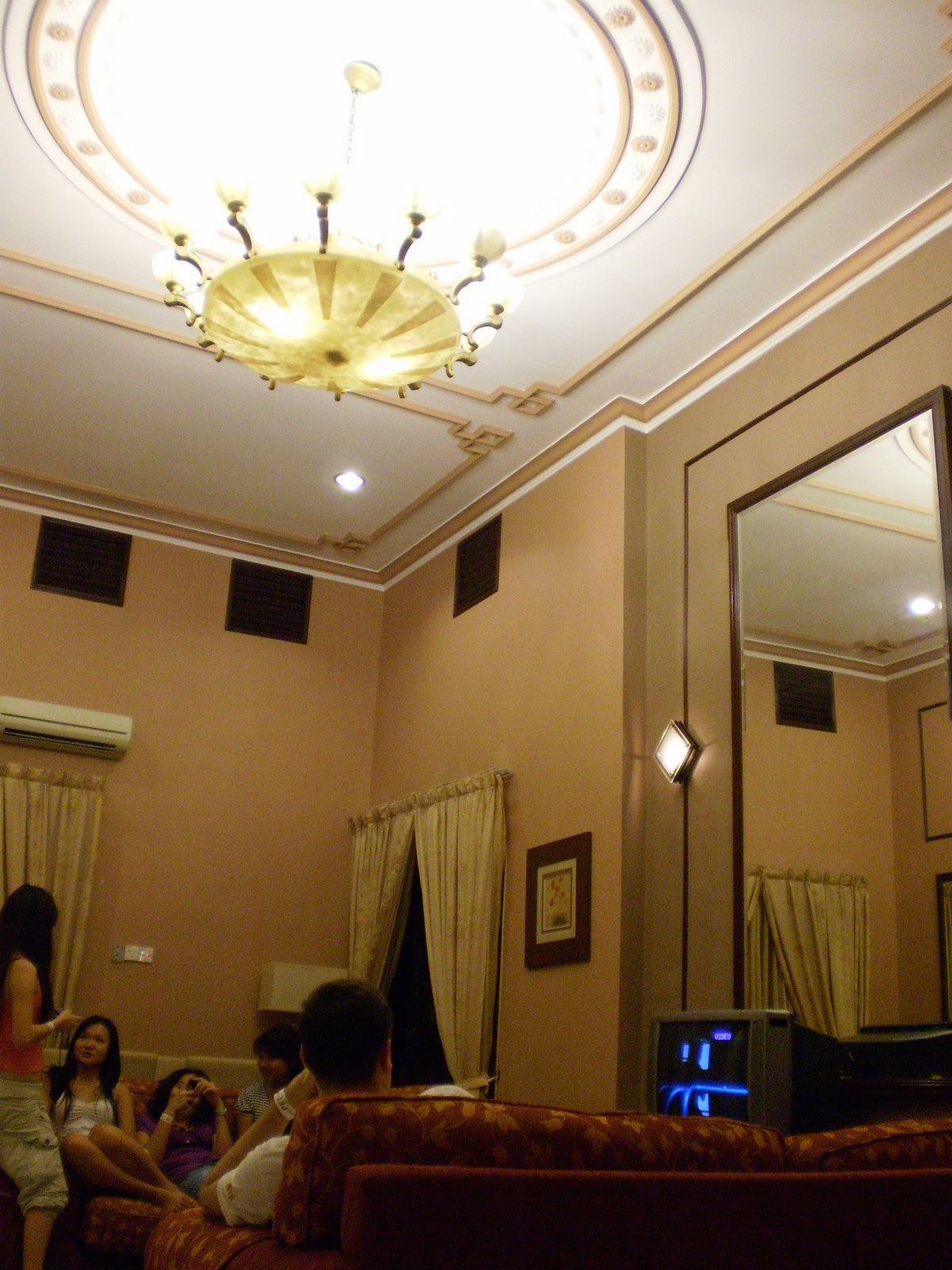 [P4150177.JPG]