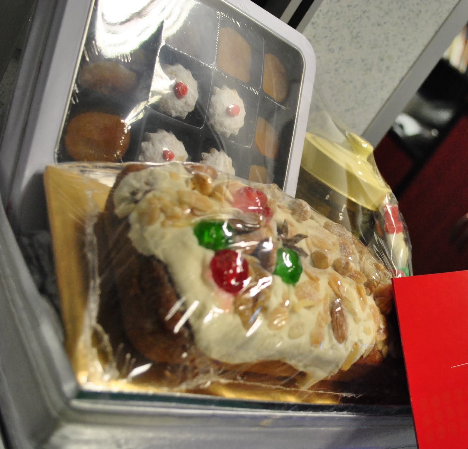 [xmas+cookies+from+Traders.jpg]