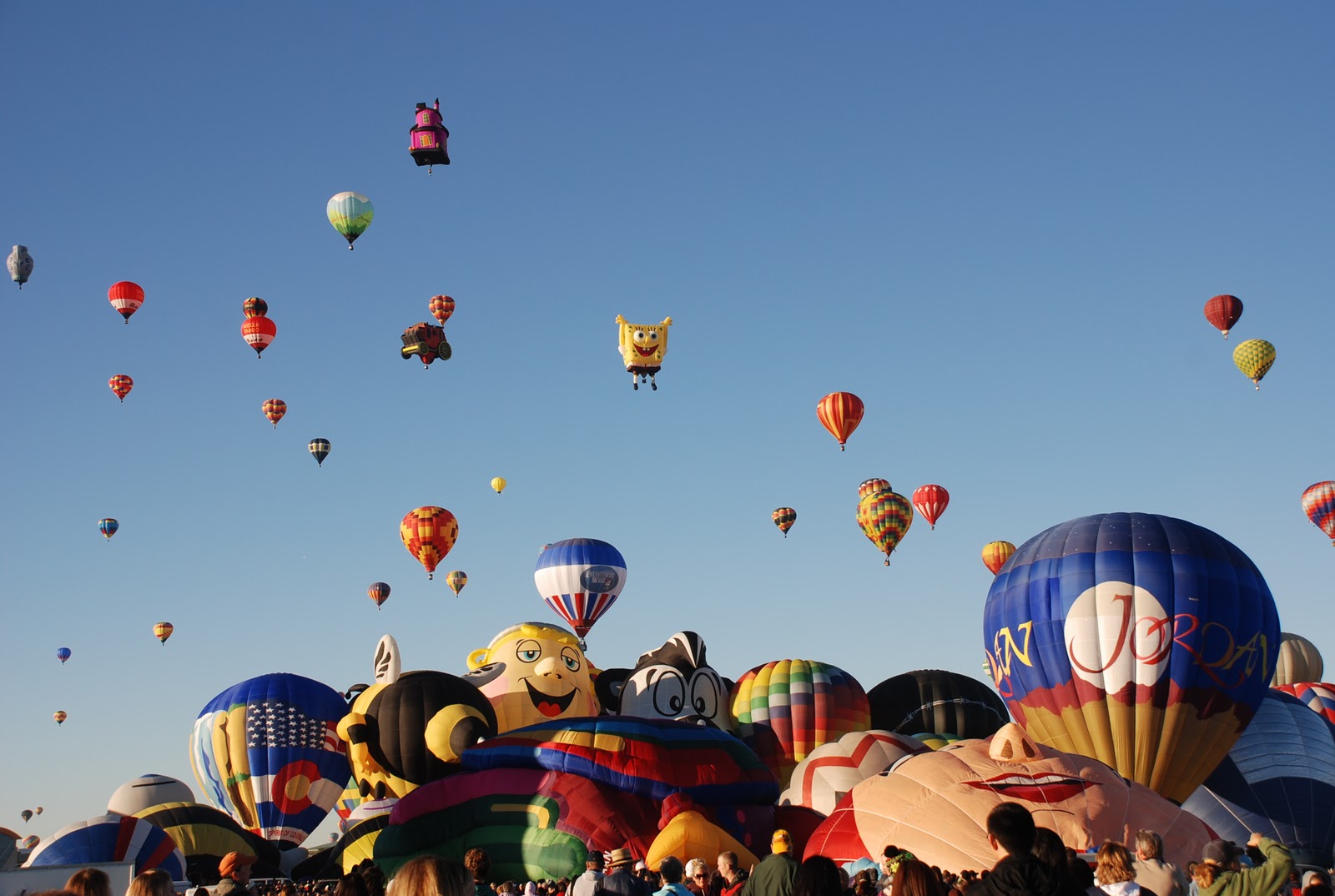 adventures of an intern in santa fe balloon fiesta!!