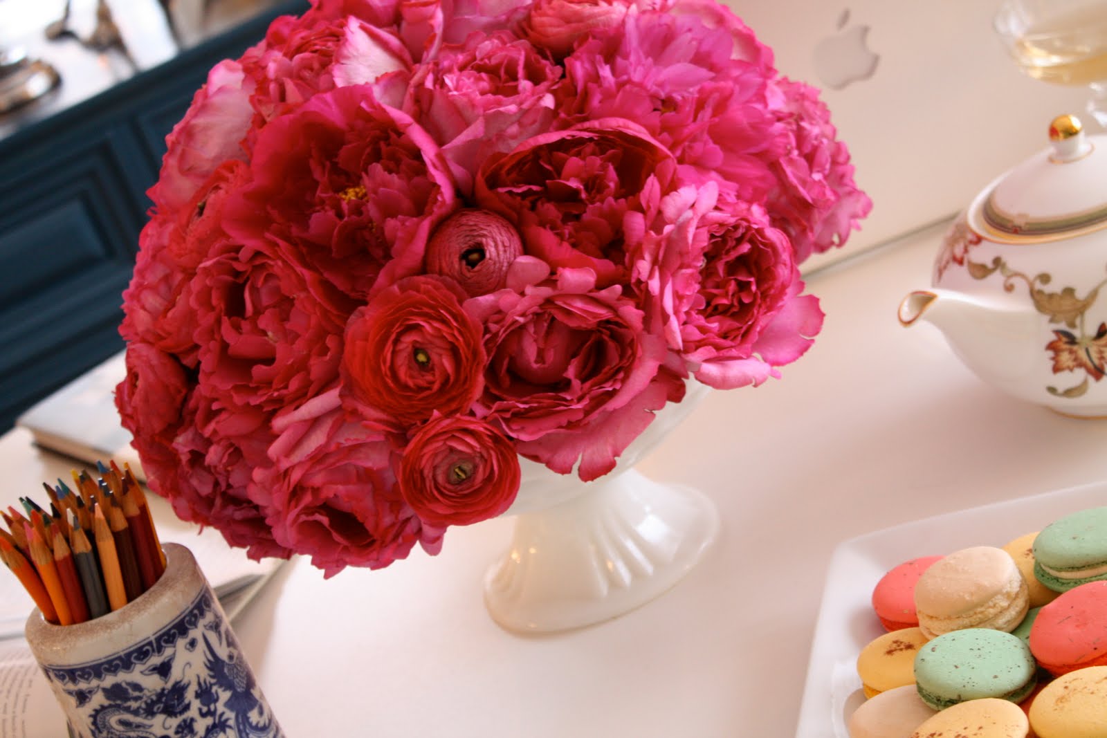 [Flowers+++Pencils+2.JPG]