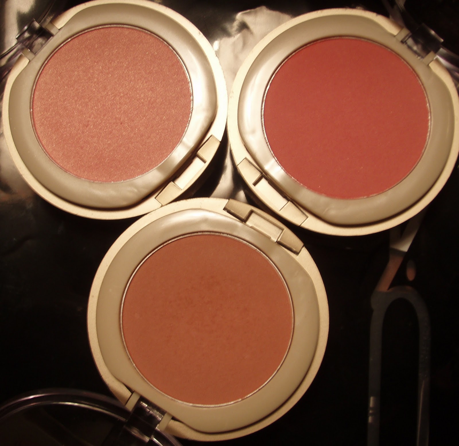 makeup CRAZIE! Milani Powder Blush Collection