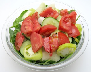 summer veggie salad with kohlrabi
