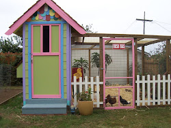 chicken coop killer coops houses farm gallinero fancy poulailler backwoods whimsical chandelier put coup guardado ift tt desde backyard fence