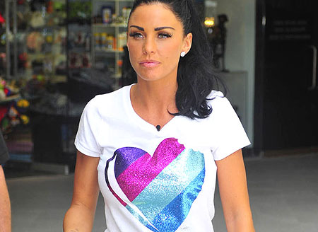 Universal Cinema's News: Glamour model Katie Price Photos/Glamour model