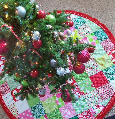 Free Christmas Tree Skirt Patterns – BOMquilts.com