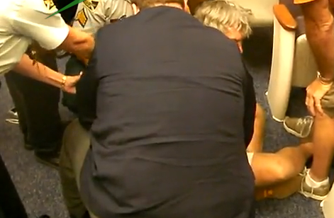 [Picture+10+B+-+restrained.png]