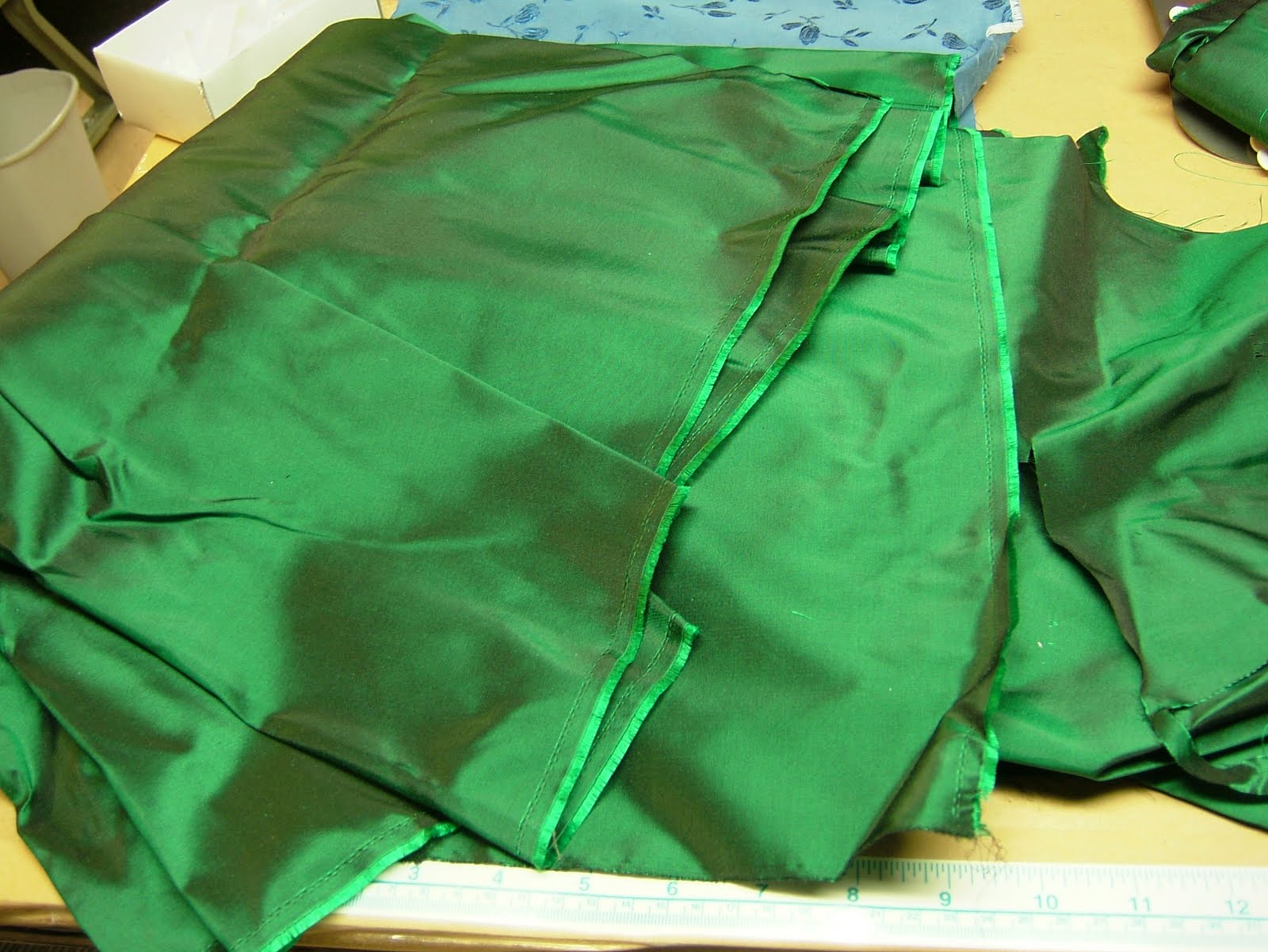 Period Corsets: Behind the Scenes: Making Fergie's Green Silk Corset ...