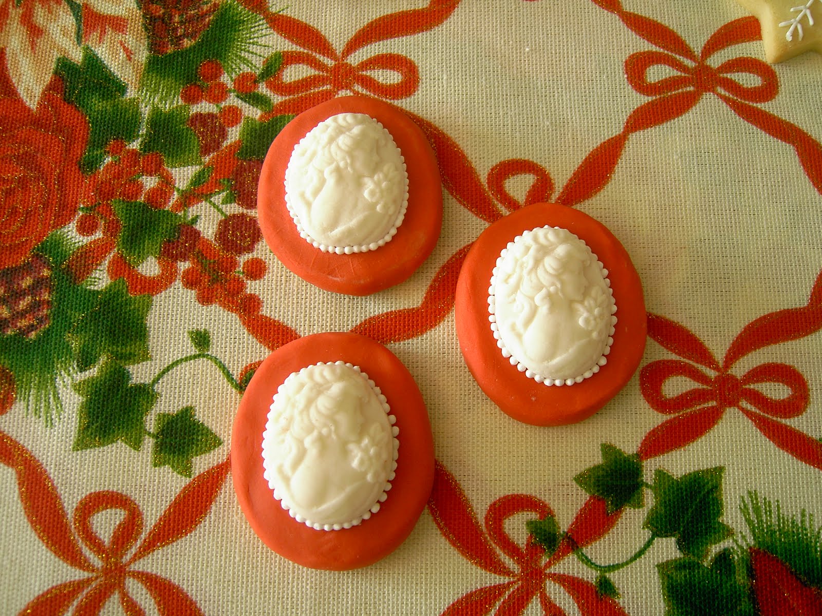 Monica torte e dolci decorati: dicembre 2010