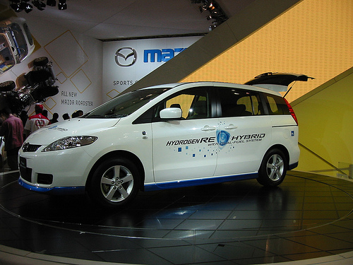 [mazda+premacy+hyrodgen+re+hybrid.jpg]