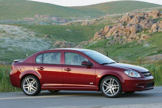 [2009-Chevrolet-Cobalt-SS-Sedan-Preview-Image-A-640.jpeg]