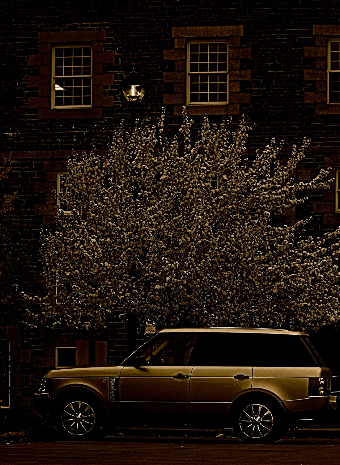 [rangeroverwaterst.JPG]