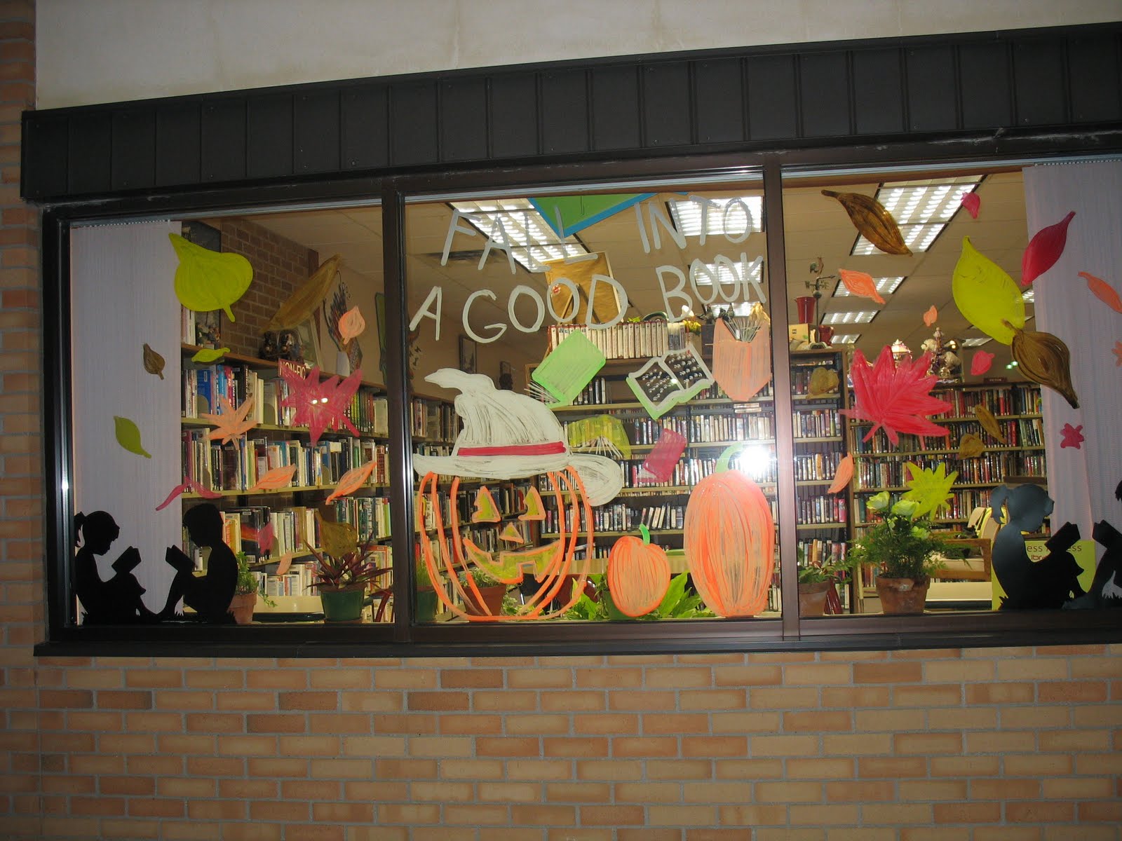 Library Window Display at Dorothy Leasure blog