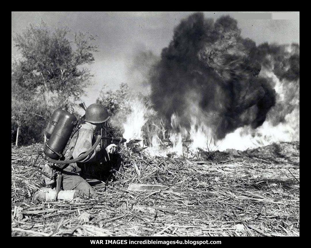 amazing-incredible-war-second-world-war-pictures-photos-images-amarican-flame-thrower.jpg