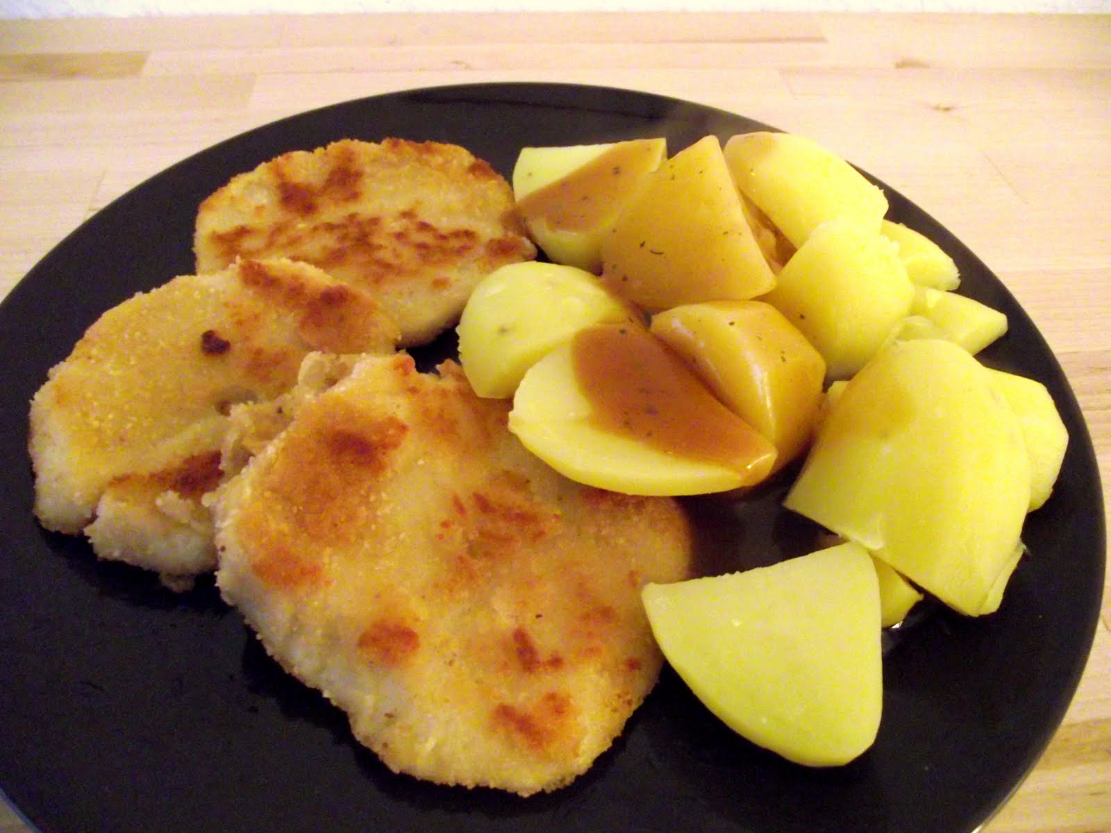 Sellerieschnitzel mit Kartoffeln und veganer brauner Sauce