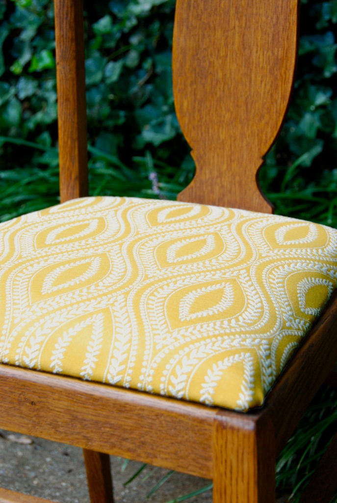 Sew Homegrown *Guest Post Thursday* DIY Chair Bottom Makeover