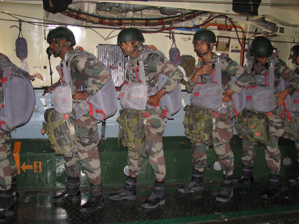 [IAF_Garud_Jumps-775494.JPG]