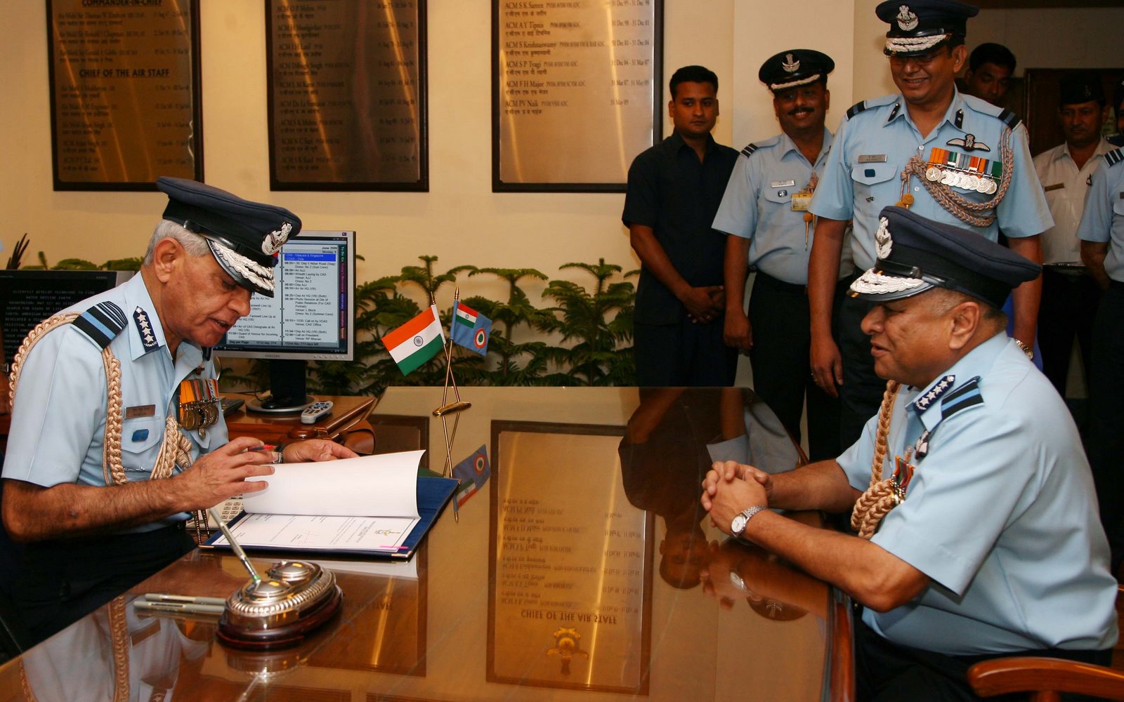 [IMG_0007-781186.JPG]