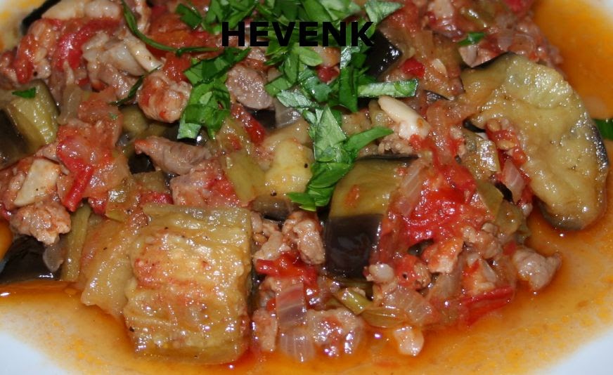 dana etli nefis patlıcan musakka HEVENK YEMEK TARİFLERİ