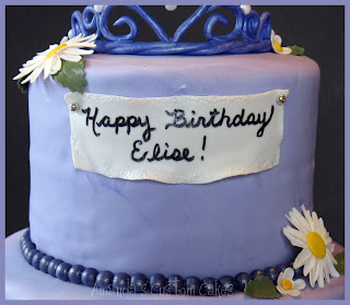 Amanda's Custom Cakes: Pretty tiara cake